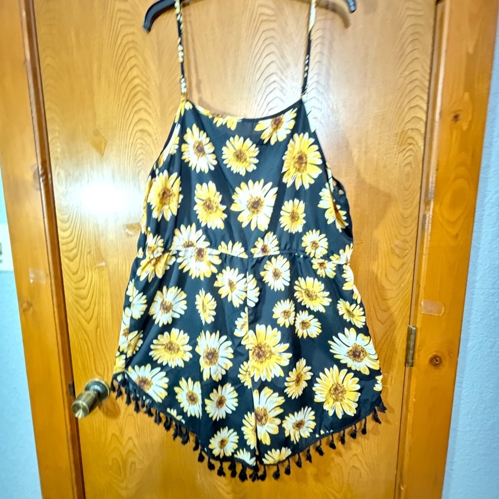 SHEIN Sunflower Black and Yellow Romper